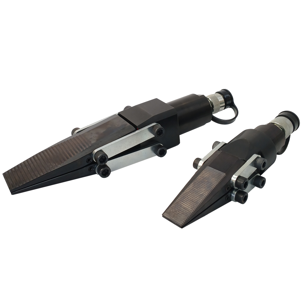 Magnum Hydraulic Spreaders